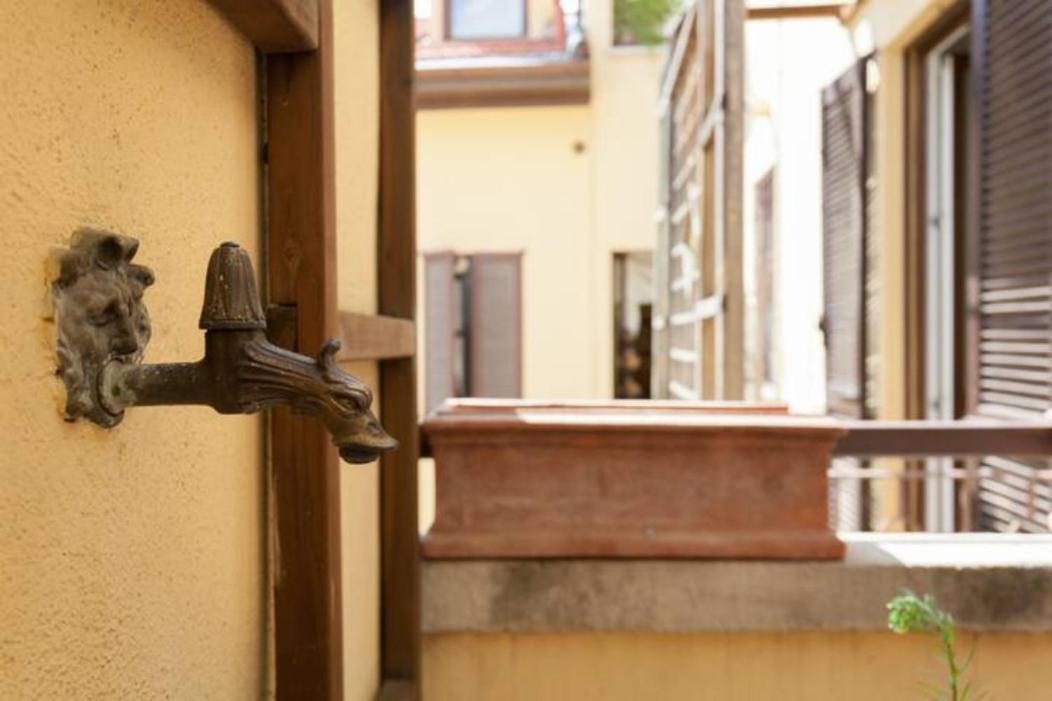Porta Ticinese Cozy Apartment Con Balcone Milão Exterior foto